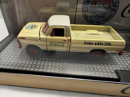 M2 Machines Auto-Hauler Coca Cola 1969 Ford F100 4x4 & 1966 Ford Bronco CHASE