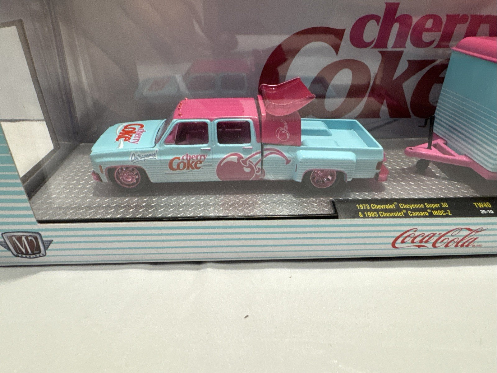 M2 Machines 1:64 CHASE Hauler 1973 Cheyenne Super 30/Iroc-Z Cherry Coke-NEW
