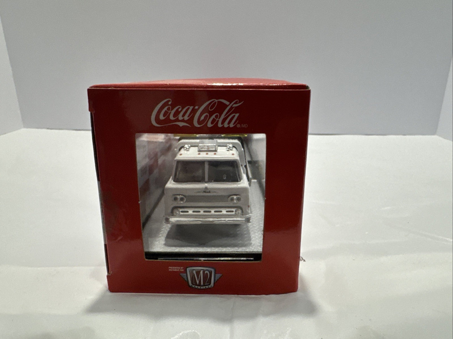M2 MACHINES 1957 Mack Model N 1978 Datsun Truck Chase Auto-Haulers Coca-Cola