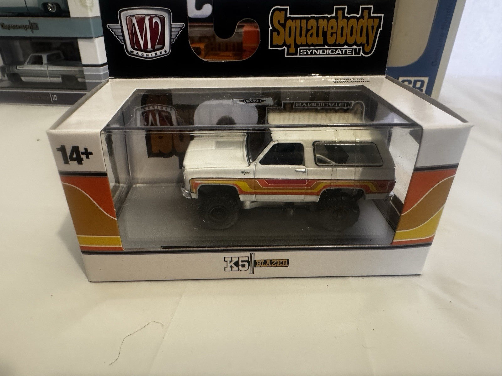 M2 Machines Squarebody Syndicate Set of 6 Sleeve Release With Chase