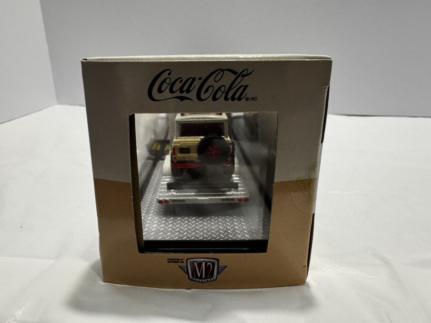 M2 Machines Auto-Hauler Coca Cola 1969 Ford F100 4x4 & 1966 Ford Bronco CHASE