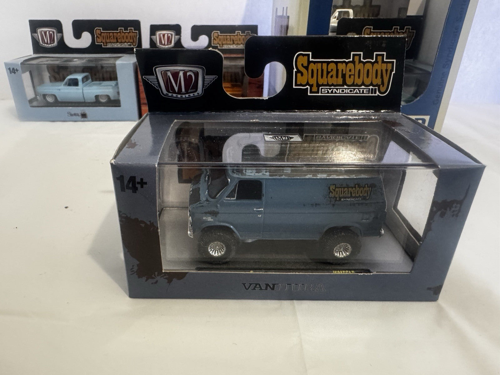 M2 Machines Squarebody Syndicate Set of 6 Sleeve Release With Chase